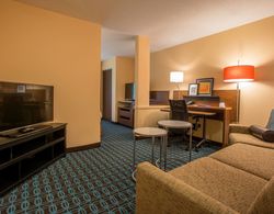 Fairfield Inn & Suites by Marriott Columbus Genel