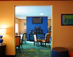 Fairfield Inn & Suites by Marriott Spearfish Genel