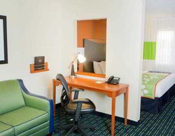 Fairfield Inn & Suites Champaign Genel