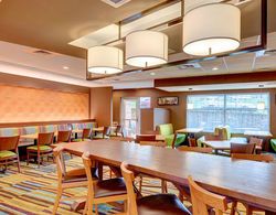 Fairfield Inn & Suites Nashville MetroCenter Yeme / İçme