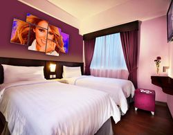 Fame Hotel Gading Serpong - CHSE Certified Öne Çıkan Resim
