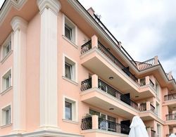 Family Hotel Sirena Palace Dış Mekan