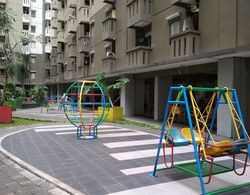 Fancy Designed 2Br At Gateway Ahmad Yani Cicadas Apartment Genel