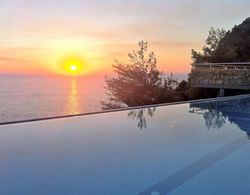 Favoloso - Argentario Tuscany Stunning Modern Seaside Villa Private Pool Access to Sea Oda