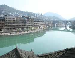 Fenghuang Hua Xiang Yuan Inn Dış Mekan