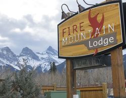 Fire Mountain Lodge Dış Mekan