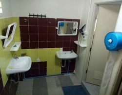 First Inn On Nut - Hostel Banyo Özellikleri
