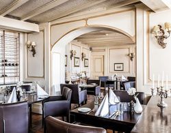 Fletcher Hotel-Restaurant La Ville Blanche Yeme / İçme