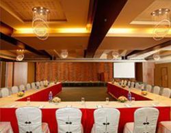 Flora Airport Hotel and Convention Centre Kochi Genel