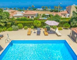 Villa Fortuna Large Private Pool Walk to Beach Sea Views A C Wifi Car Not Required - 2630 Oda Manzaraları