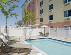 FOUR POINTS BY SHERATON FORT LAUDERDALE AIRPORT Havuz