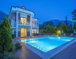 Four Seasons Villa 5 Dış Mekan