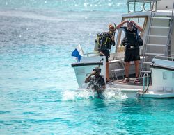 Four Seasons Maldives At Kuda Huraa Genel