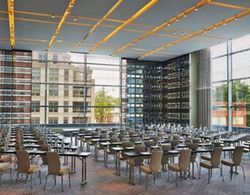 Four Seasons Hotel Toronto Genel