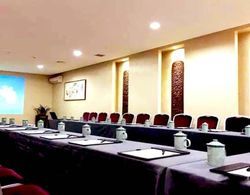 Fragrant Hills Holiday Business Hotel Genel