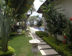 Frangipani Beach Villa Genel