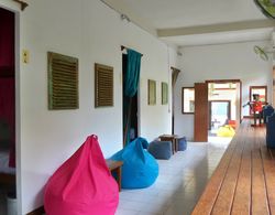 Friendly House Bali - Hostel İç Mekan