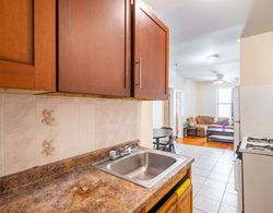 Furnished Eastern Parkway Guest House Genel