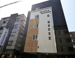G HOUSE Mini Hotel & Guest House - Hostel Dış Mekan