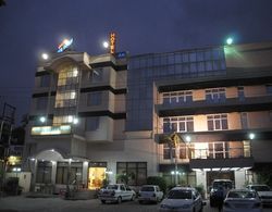 Hotel Ganga Ratan Dış Mekan