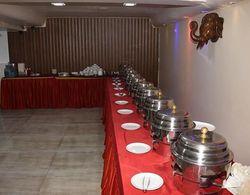 Hotel Ganpati Yerinde Yemek