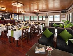 Garden Bay Luxury Cruise Genel