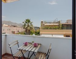 Giardini Naxos Bright Apartments with Balcony Oda Düzeni