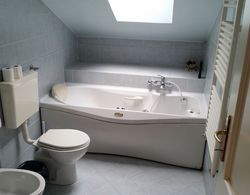 Gira Guest House Banyo Tipleri
