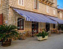 Hotel Glavović Dış Mekan
