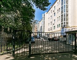 GM Apartment Bolshaya Tatarskaya 30 Dış Mekan