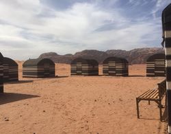 Go Bedouin camp Öne Çıkan Resim