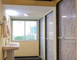 Hotel Golden suites Vashi Navi mumbai Banyo Tipleri