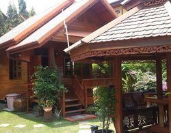 Golden Teak Resort - Baan Sapparot Dış Mekan