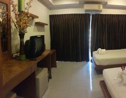 Good Nice Hotel Patong Genel