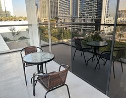 Gorgeous 1bedroom With Balcony at Park View Dubai Oda Düzeni