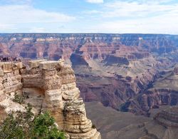 Grand Canyon Plaza Hotel Genel