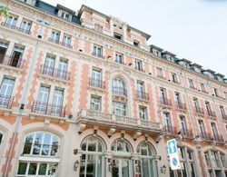 Grand Hôtel Du Tonneau D'Or Dış Mekan