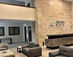 Hotel Grand Fifty Suites Dış Mekan