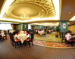 Grand Margherita Hotel, Kuching Yeme / İçme
