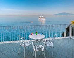 Grand Hotel Riviera Genel