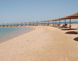 Grand Seas Resort Hostmark Plaj