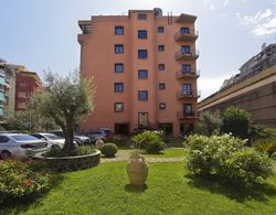 Grand Hotel Tiberio Genel