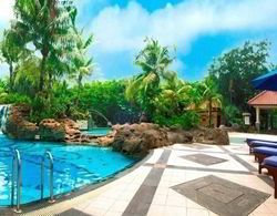 Grand Tropic Suites Havuz