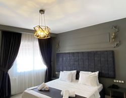 Grandmer Suit Otel Oda