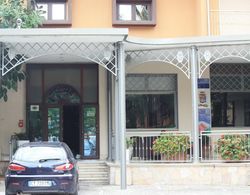 Hotel Grazia Eboli Dış Mekan