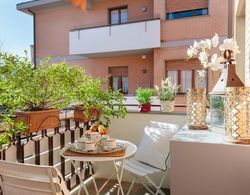 Graziella Luxury Apartment 2 Bedrooms Terrace and Private Parking Downtown Lucca Oda