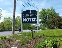 Green Valley Motel Genel