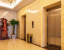 GreenTree Inn Wuxi Jiangyin Huashi Avenue Huaxi Village Hotel İç Mekan