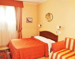 Greta Rooms Havuz