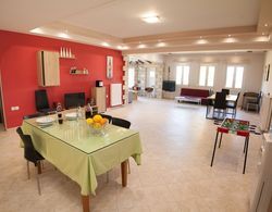 Groundfloor Luxury Villa Heraklion Crete Oda Düzeni